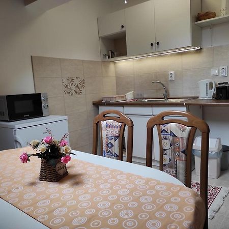 Appartement Era Apartman à Harkány Extérieur photo
