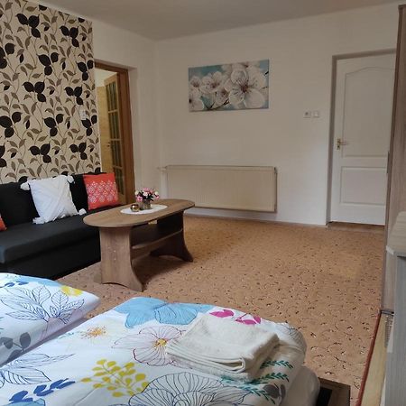 Appartement Era Apartman à Harkány Extérieur photo
