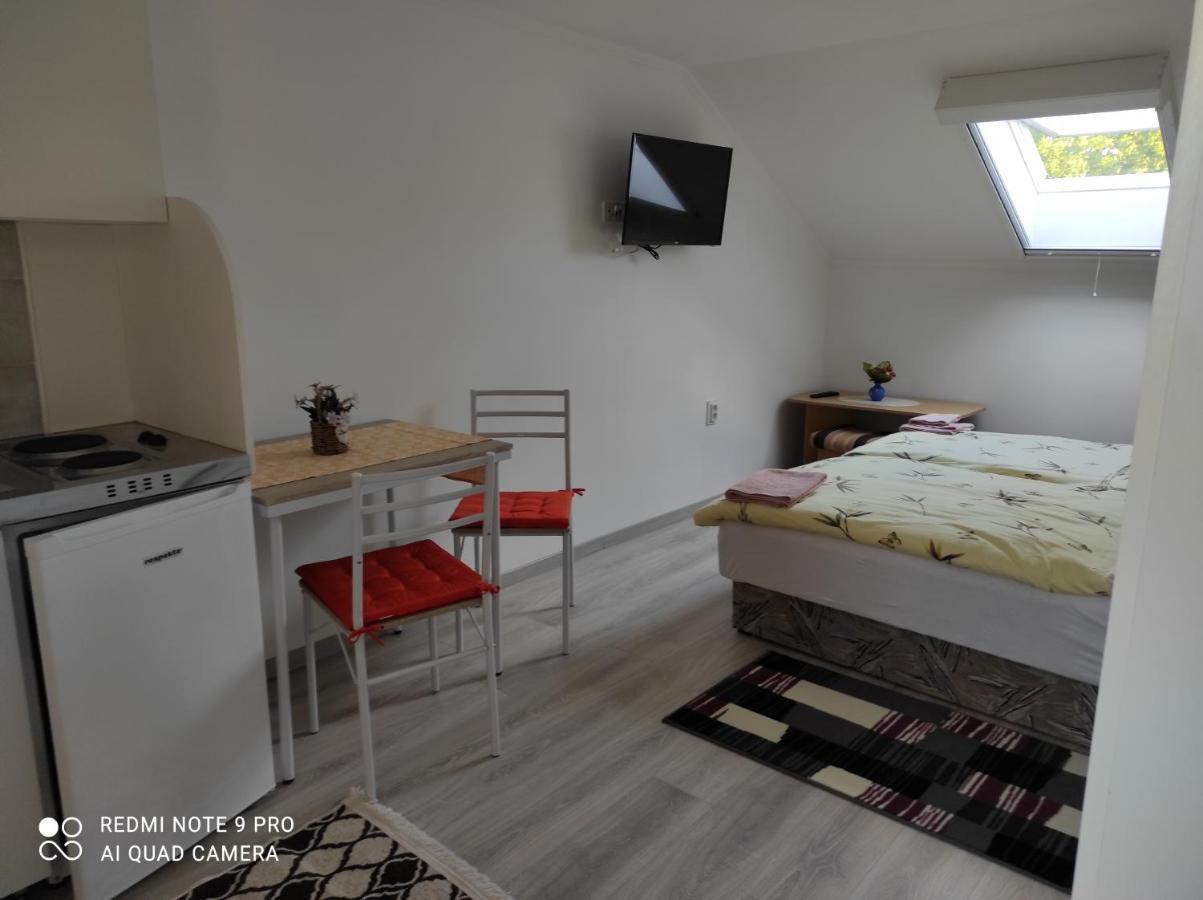 Appartement Era Apartman à Harkány Extérieur photo